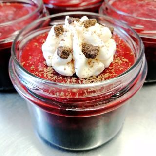 Ovocné trio: bio jahody, bio maliny, lesní borůvky. Dezert bez laktozy, želatiny, vegan! 100% přírodní! Pro ty, kdo milují...